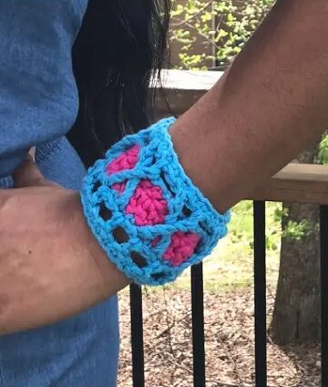 14 Crochet Bangle Bracelet Free Patterns - Crocht
