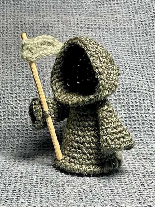 Grim Reaper Amigurumi Free Crochet Pattern 2