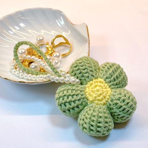 Easy and Cute Small Crochet Projects Patterns 3