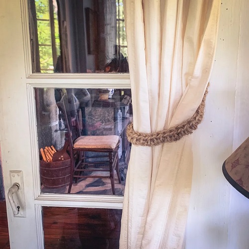 Curtain Tie Backs Crocheted Idea