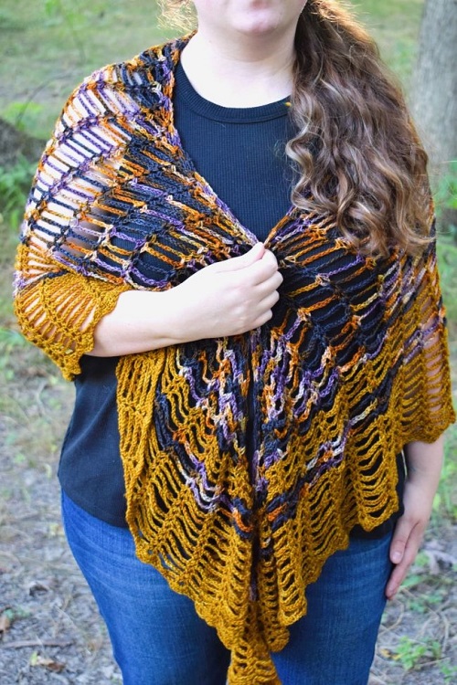 Stunning Crescent Shawl Crochet Patterns 2