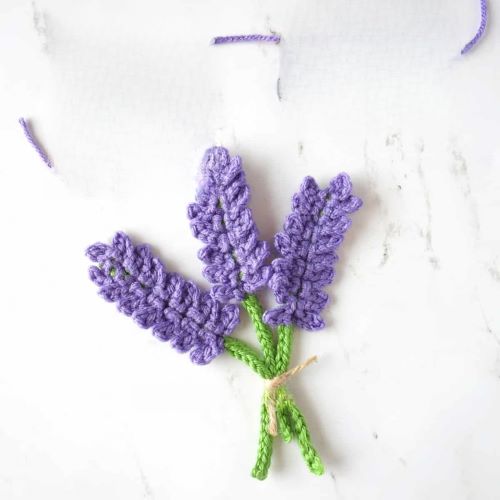 Crocheted Lavender Flower Applique Pattern
