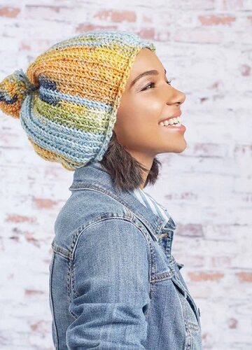 Discover 13 Trendy & Free Crochet Patterns for Slouchy Beanies!