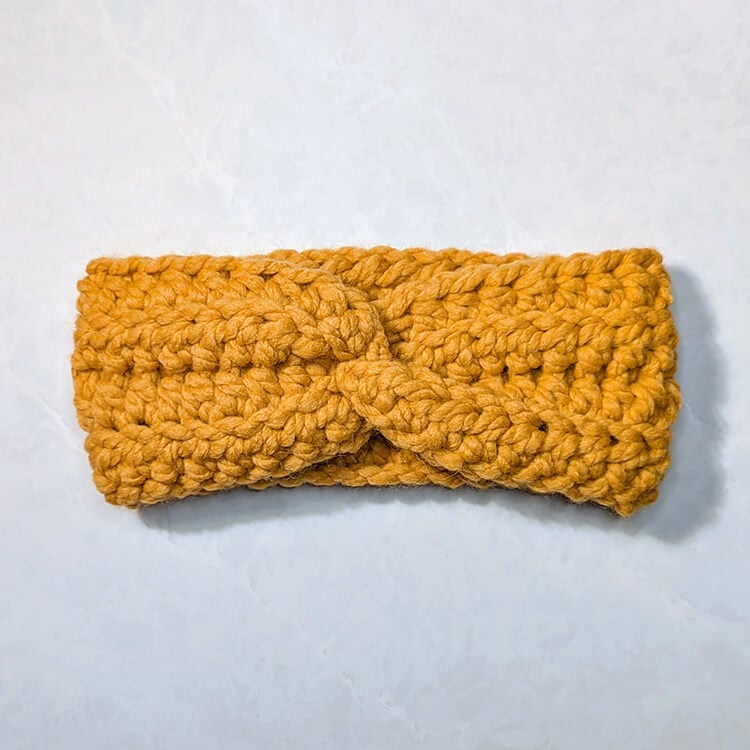 20 Minute Chunky Crochet Ear Warmer in Yellow