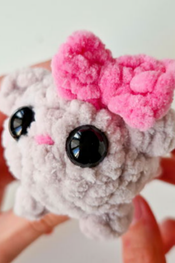 8 Adorable Yet Melancholy Free Crochet Patterns - Crochet