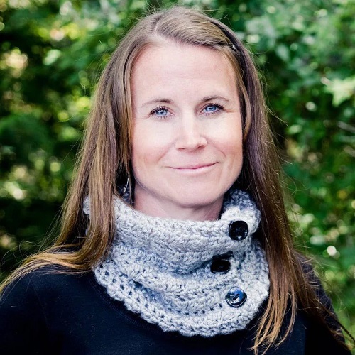 Button-Up Squares Cowl Neck Warmer