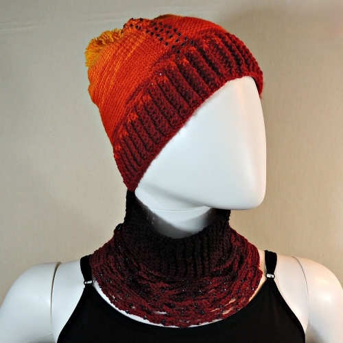 Crocheted Lacey Neck Warmer