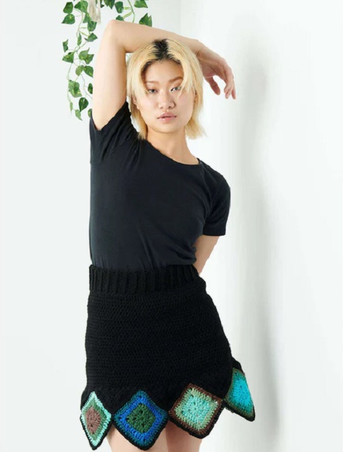 Stunning Women Crochet Winter Skirt 2