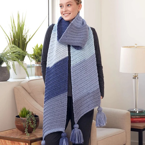 Easy and Cute Tasseled Scarf Crochet Patterns 3