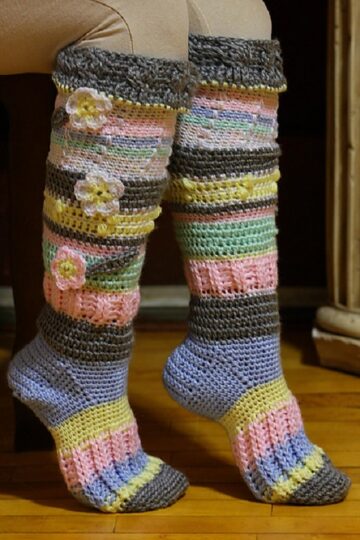 8 Knee High Socks Free Crochet Patterns - Crocht