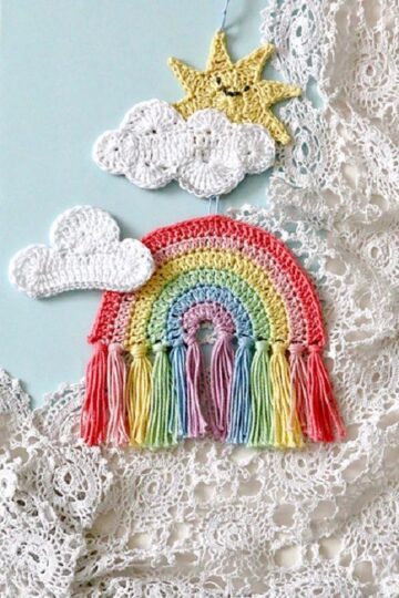 13 Rainbow Wall Hanging Free Crochet Patterns - Crocht