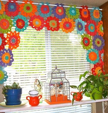 7 Crochet Window Valance Free Patterns and Ideas