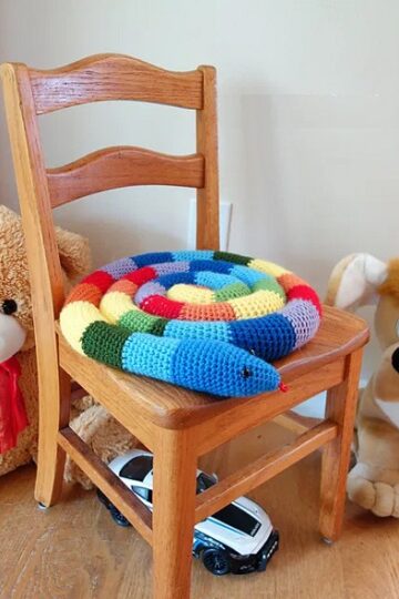 12 Crochet Chair Pad Free Patterns
