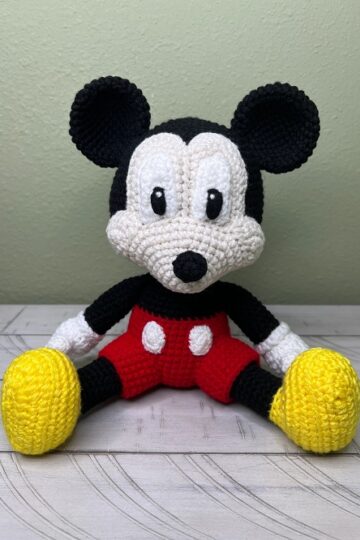 9 Crochet Mickey Mouse Free Patterns