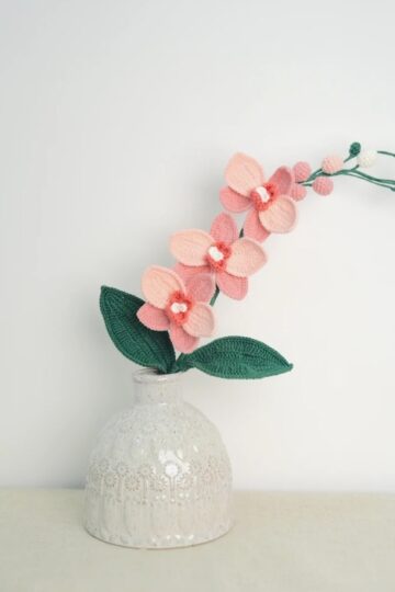 9 Christmas Flower Free Crochet Patterns