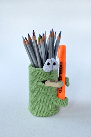 14 Crochet Desk Organizer Free Patterns