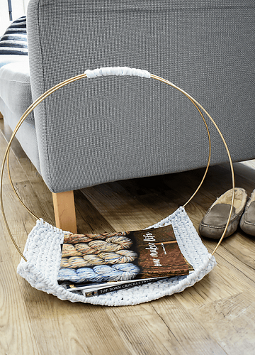 10 Magazine Holder Free Crochet Patterns