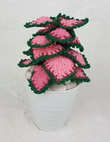 10 Free Crochet Indoor Plant Patterns with Beautiful Foliage