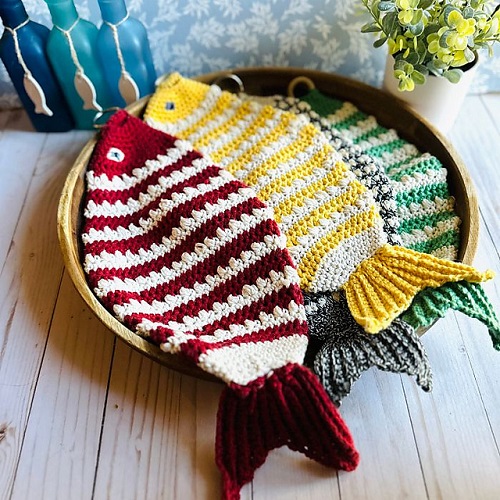 Zebra fish potholder