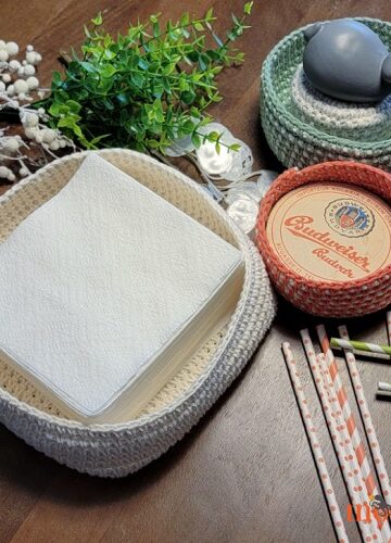 14 Free Napkin Holder Crochet Patterns