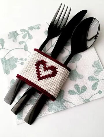 12 Cutlery Holder Free Crochet Patterns