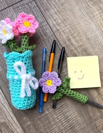 18 Unique Crochet Daisy Free Patterns