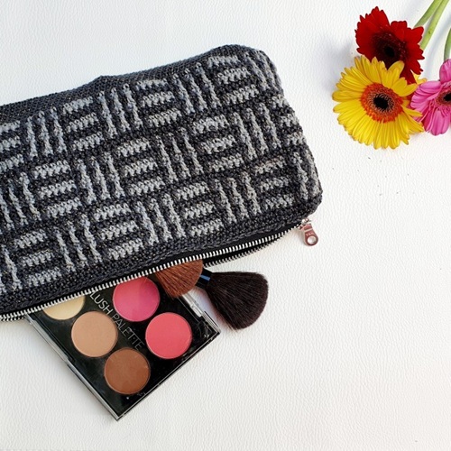 Checker Makeup Pouch