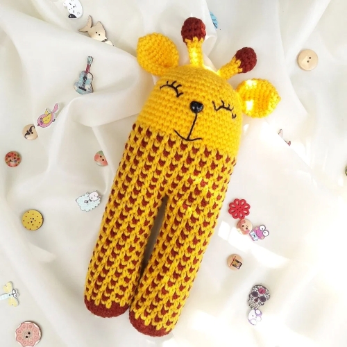 Crocheted Mosaic Giraffe Toy