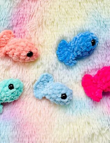 11 Crochet Tiny Fishes Free Patterns